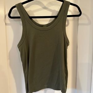Wild Fable green tank top